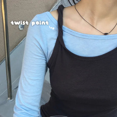 Berry twist color block long sleeved T shirt