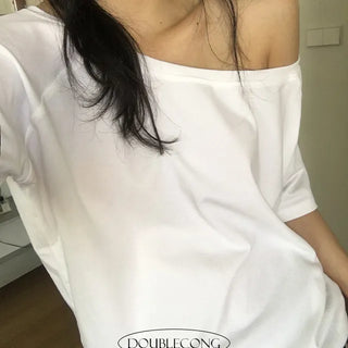 Soy Loose Off Shoulder Short Sleeve