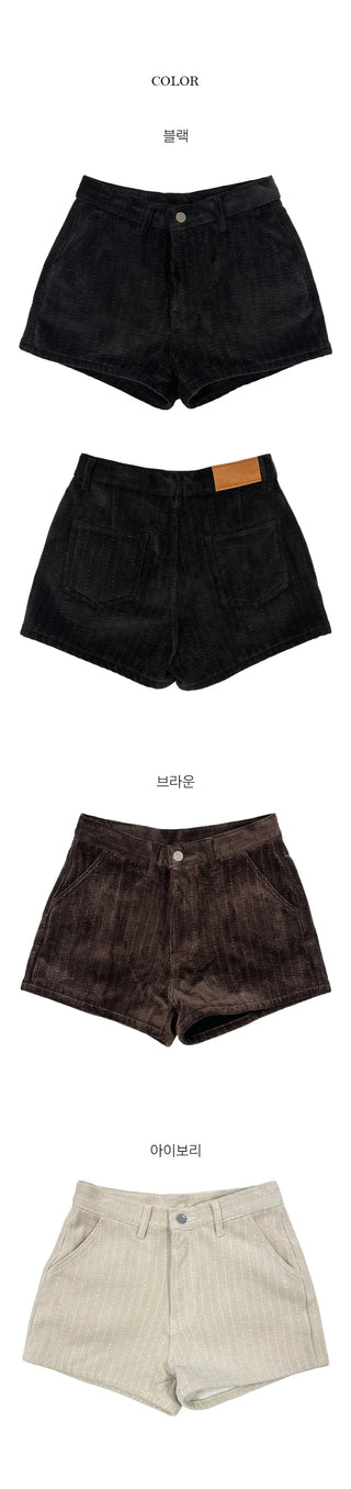 Momo Corduroy Golden Shorts