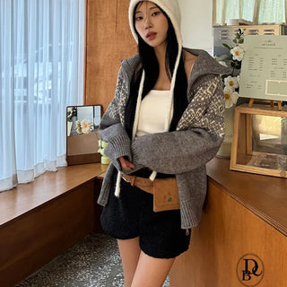 Drang Pogle Boucle Shorts
