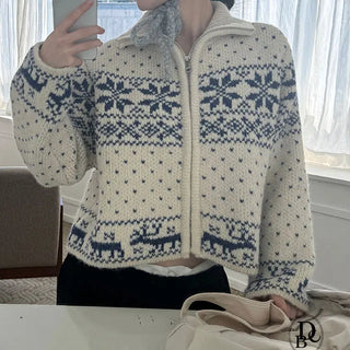 Holly Snowflake Collar Zip Up