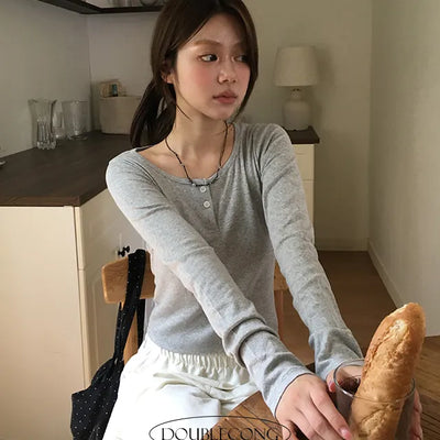 Button Slim Long Sleeve Tee
