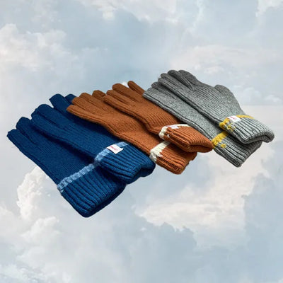 Solid wool knit gloves