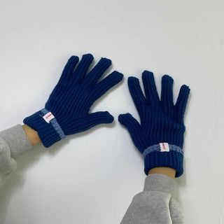 Solid wool knit gloves