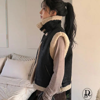Meti high neck vest fur lining Mustang