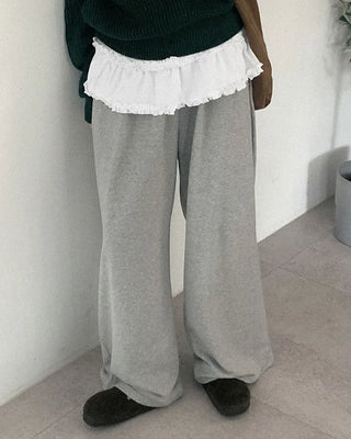 Frilled layered long-sleeved T-shirt