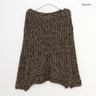 Loose-fit slit knitwear