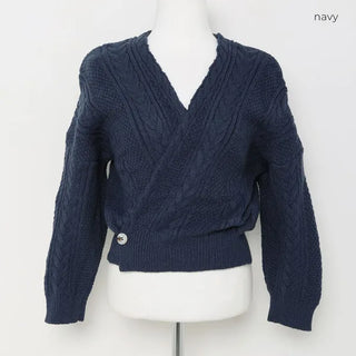 Wrap-design knit