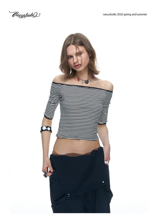 [NECY] Mono Stripe Lace Trimming Half T