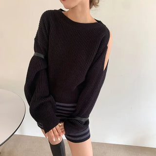 Asymmetrical Slit Shoulder Knit