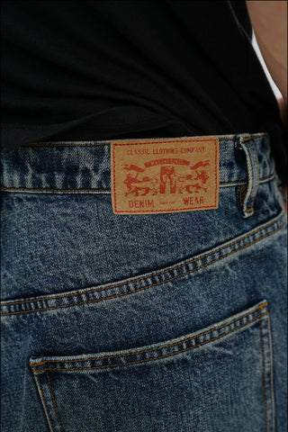 [MASONPRINCE] Distressed High-Waist Denim Jeans