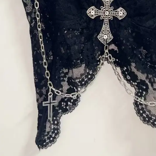 Lace metal chain cross applique v neck cami top