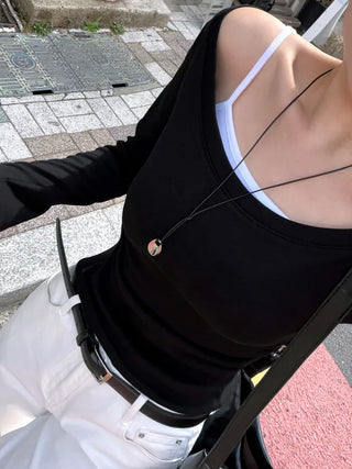 U-neck shirred long-sleeved T-shirt