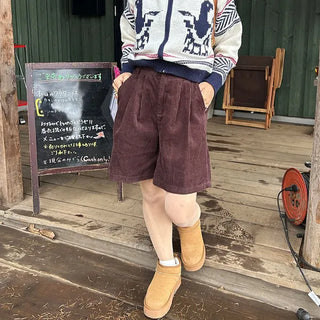 Two-pleat corduroy shorts