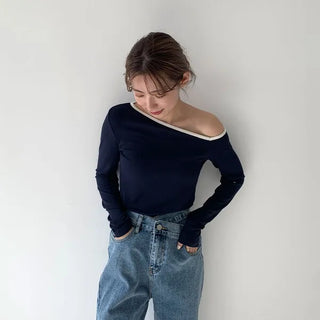Line Off-Shoulder T-Shirt