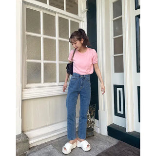 Colored round short-sleeved knit