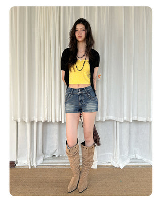 [NECY] Flower Rhinestone Hip Line Denim Shorts