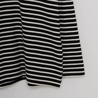 Simple two-tone striped T-shirt