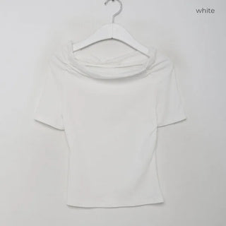 Shirred open shoulder T-shirt