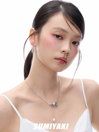 pearl stud earrings