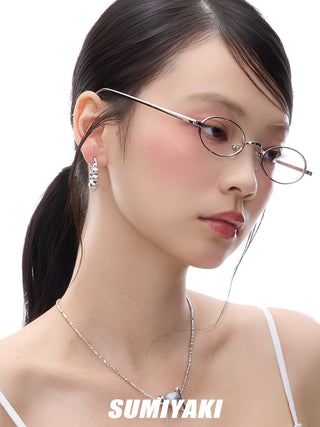 pearl stud earrings