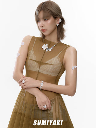 sakura tassel collar