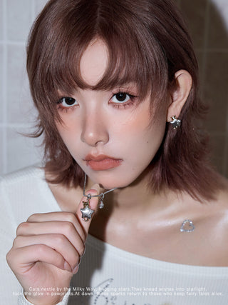 cat pendant necklace