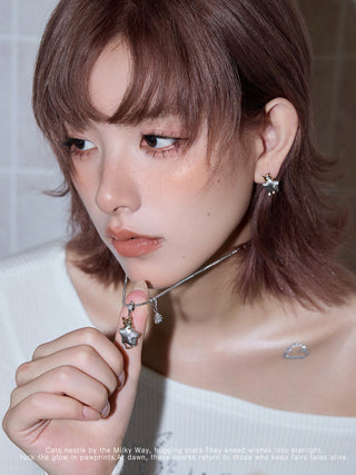 cat pendant necklace