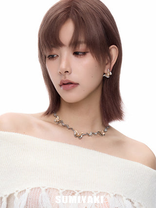 butterfly clavicle chain