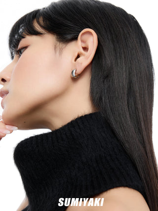 silver stud earrings