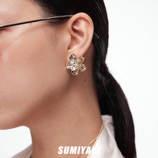 vintage flower earrings