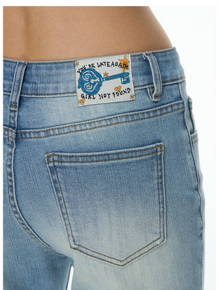 [NECY] Light Washed Flare Jeans