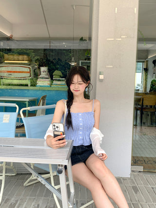 Shirred check sleeveless blouse
