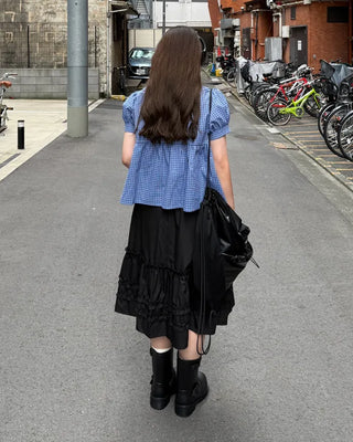 Round collar short-sleeved blouse