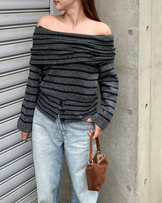 Button-point wide-neck off-shoulder knit