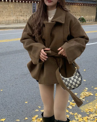 Trench-style mid-length jacket