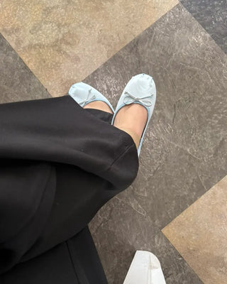 Rubber band satin ballet flats