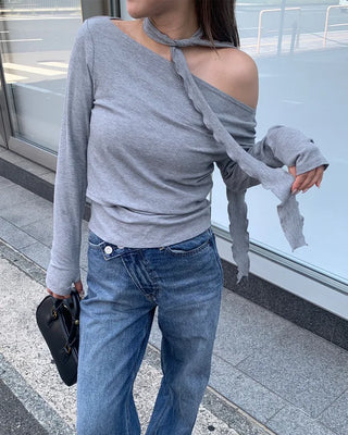 Scarf and off-shoulder T-shirt set