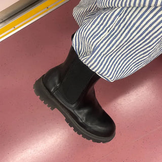 Basic Chelsea Boots
