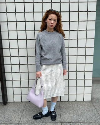 Simple round-neck knit