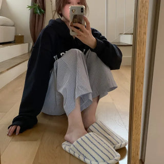 Striped indoor slippers