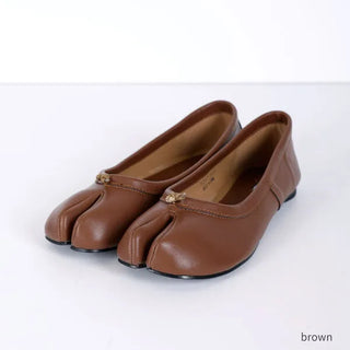 Tabi flat shoes