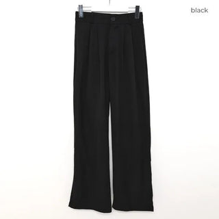 Wide-fit slacks