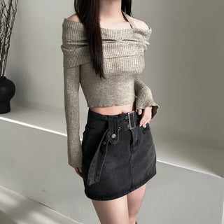 Shirring Cropped Halterneck Off-Shoulder Delicate Fit Knit
