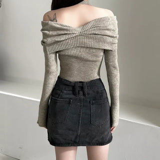 Shirring Cropped Halterneck Off-Shoulder Delicate Fit Knit