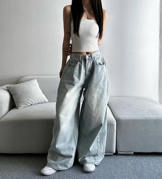 Light Wash Denim Side Pintuck Snap Wide Pants