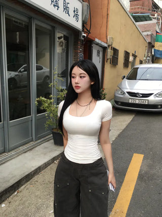 Shirred U-neck Short Sleeve T-shirt basic item rounded