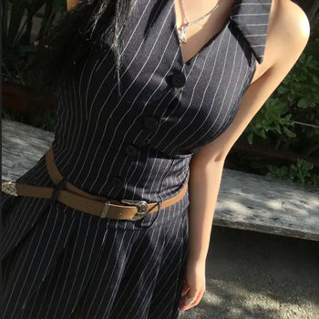 Halter Sleeveless Collar Pleated Dress Striped Party Look