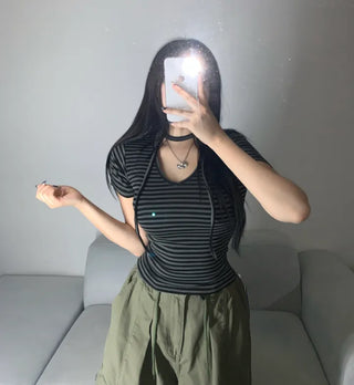 Striped V-neck Muffler Set Short Sleeve T-shirt Slim