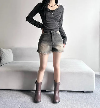 Cat Sanding Vintage Wash Denim Frill Pants Calfshorts
